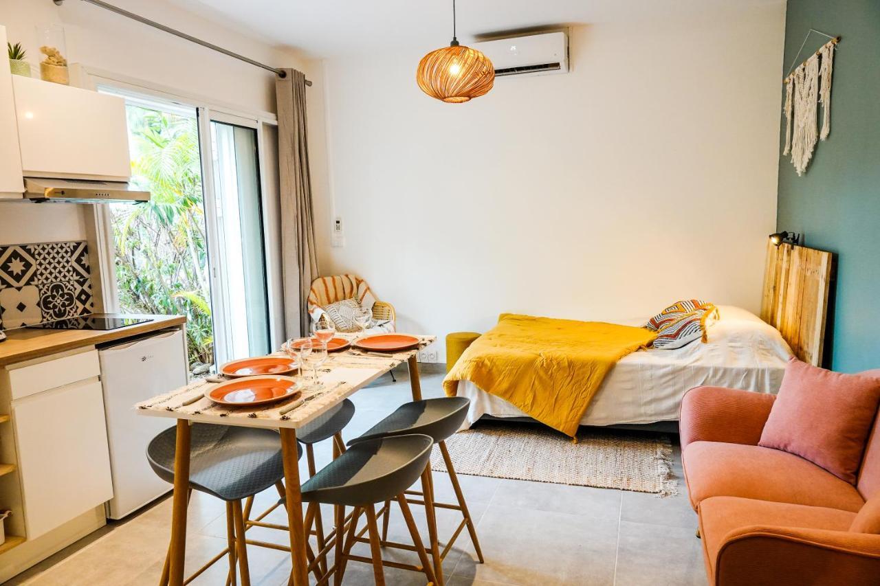 Le Sunset, Magnifique Studio Pieds Dans L'Eau, L'Ermitage Les Bains Filaos Exterior photo